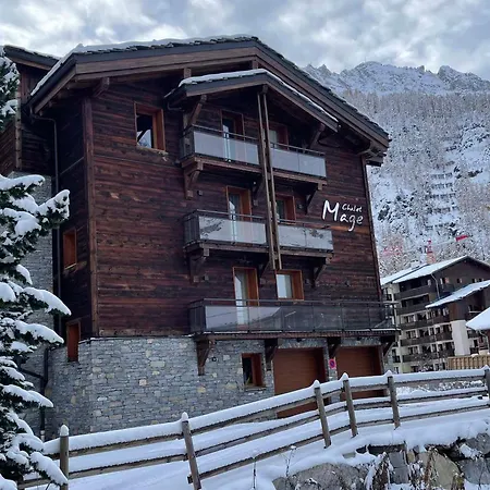 De Standing Avec Balcon Ensoleille, 3 Chambres, Au Coeur De - Fr-1-694-322 * Val-dʼIsère